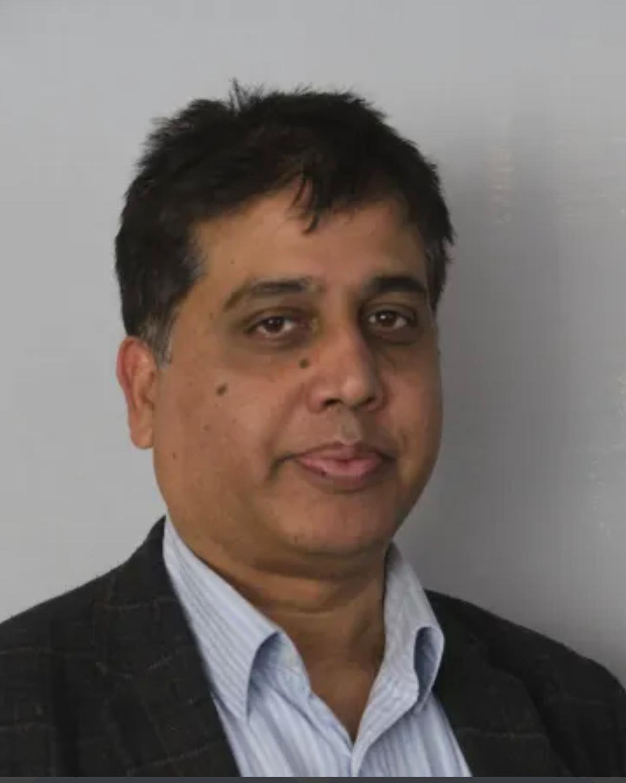 Dr. Dababrata Chowdhury